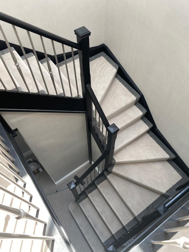 Stairs with edging fully fitted